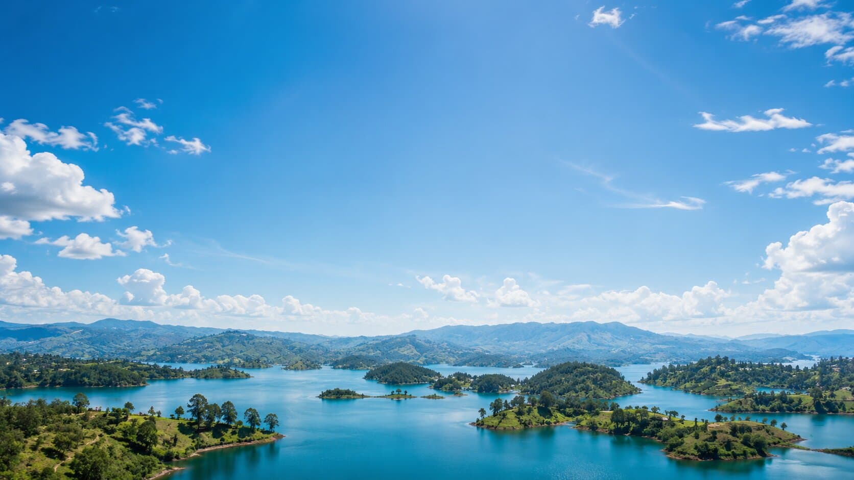 Embalse de Guatapé, Colombia